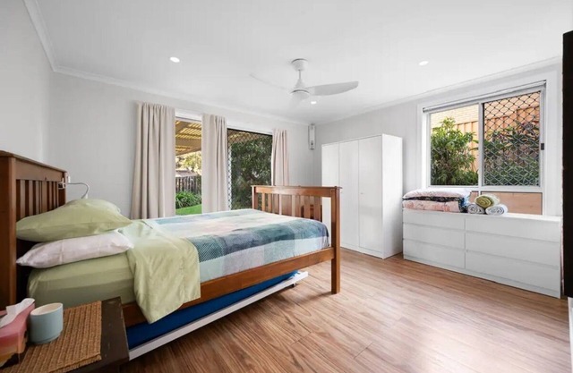 Conveniently Located Unit With A Pool