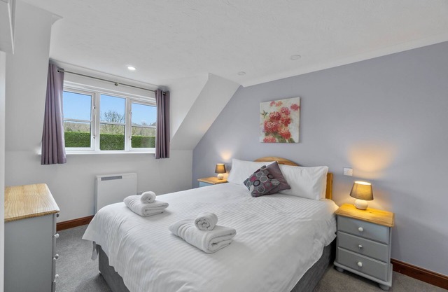 Conveniently located to explore all that Cornwall and Devon have to offer