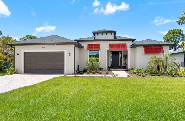 Coral Breeze | Sunshelf | 4 Bed, 3 Bath