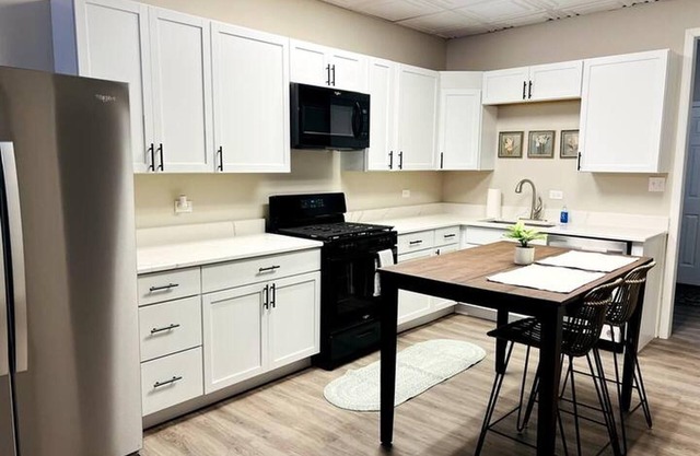Corporate Loft near Merrillville/Crown Point