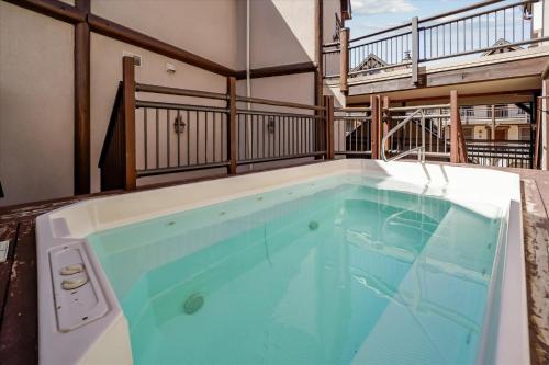 Corral 306E Condo