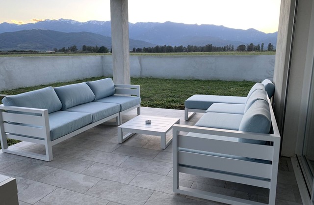 Corsica Villa with pool at the foot of the mountains 4kms from the sea