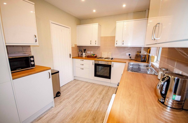 Cosy 4-bedroom home in Glenboig, near Glasgow