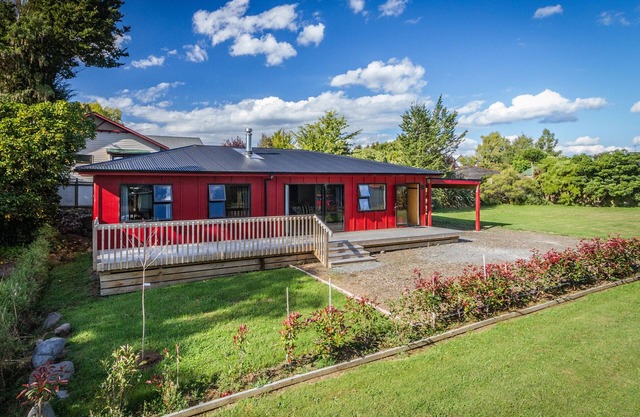 Cosy Alpine HQ - Ohakune Holiday Home