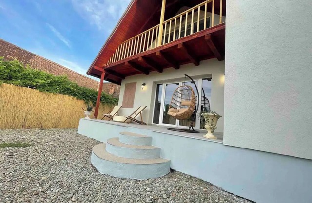Cosy and spacious 2 bedroom house