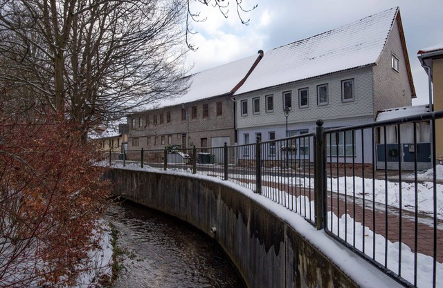 Cosy apartment for 4 guests with WIFI, TV, patio, pets allowed and parking