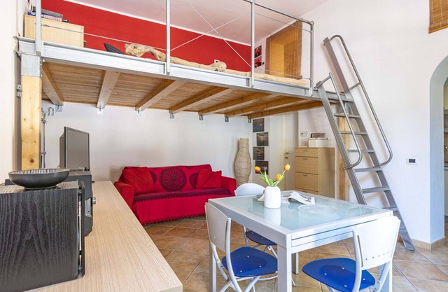 Cosy apartment for 4 people with WIFI and TV