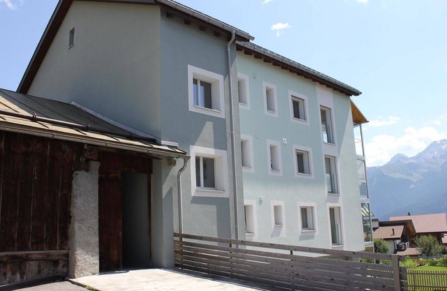 Cosy apartment for 8 guests with WIFI, TV and balcony