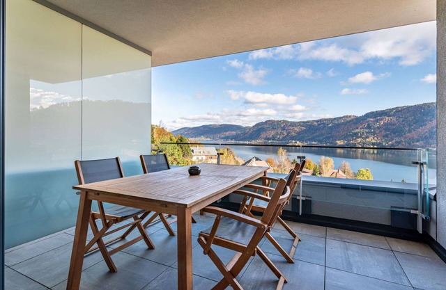 Cosy apartment for 3 guests with WIFI, TV, balcony and parking