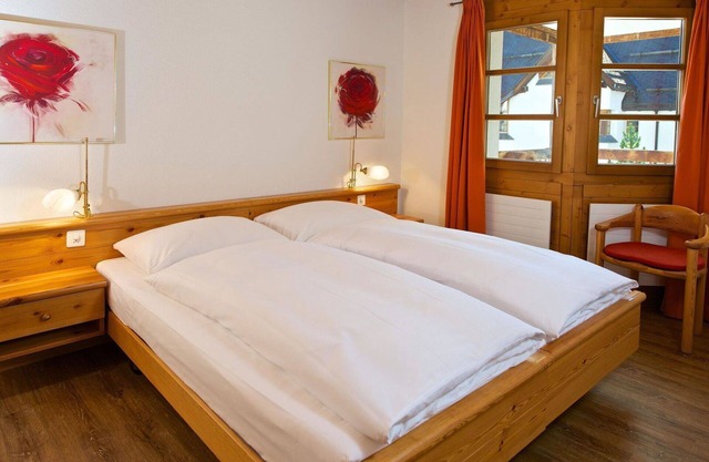 Cosy apartment for 4 guests with TV and balcony