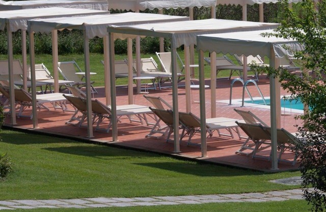 Cosy apartment for 4 guests with WIFI, pool, A/C, TV and parking