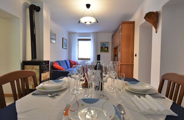 Cosy apartment for 4 guests with WIFI, TV and parking