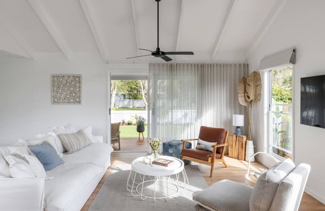 Cosy Beachside Retreat