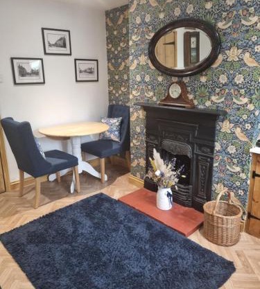 Cosy Cottage, in the idyllic town of Holt