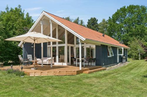 Cosy Cottage With Open View Of The Meadow