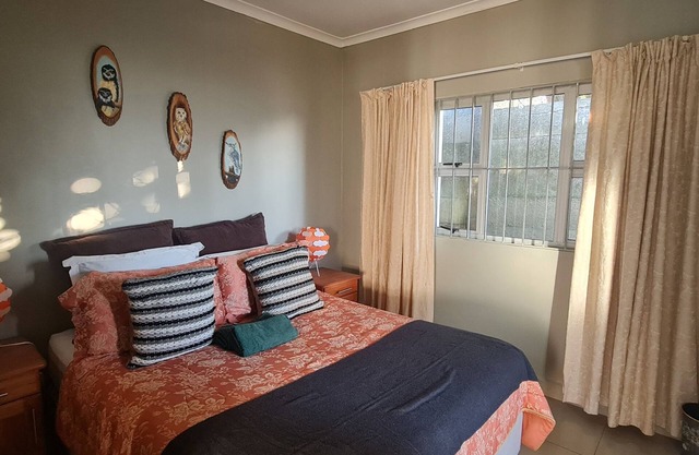 Cosy Flat is ideal for a couple - 150m from the beach. Romantic