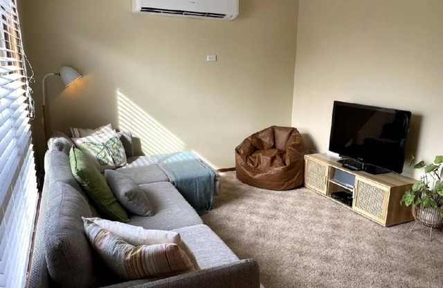 Cosy Flinders Ranges Retreat With Stunning SunsetsnEntire cottage in Wilmington