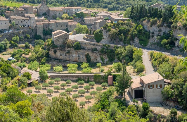 Cosy holiday home in Minerve with garden