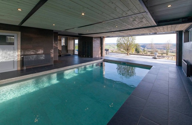 Cosy Holiday Home in Polleur with Pool and Sauna