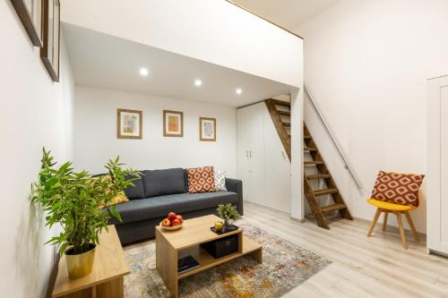Cosy home by STN