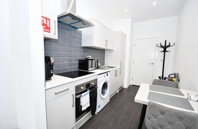 Cosy & Stylish 1 Bedroom Apartment in Bradford