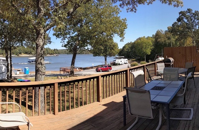 Cottage #1 King Creek Resort & Marina