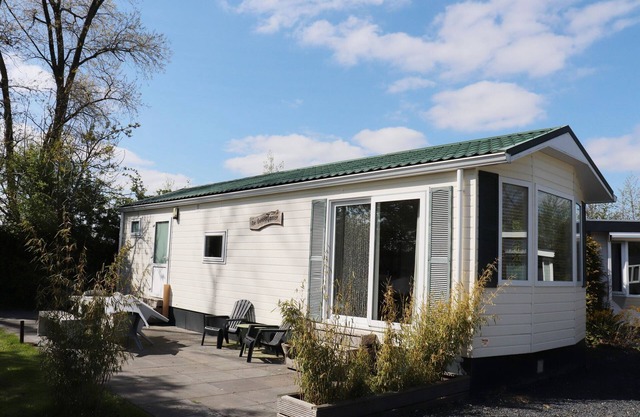 Cottage in Grou with Water Sports Access