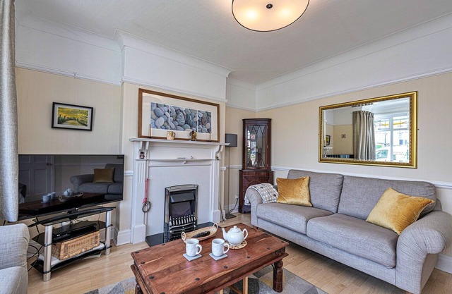 Cottage in Rhos-on-Sea near Sandy Beach