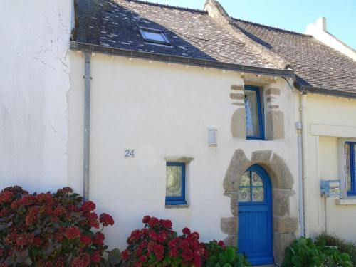 Cottage in Saint-Gildas near Gulf of Morbihan