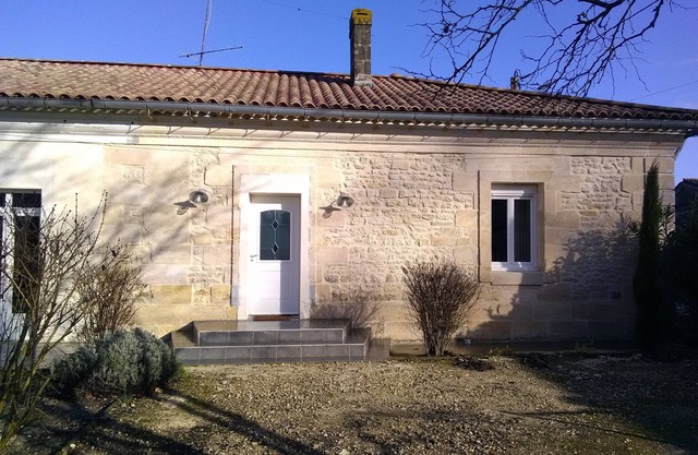 Cottage in St Estephe for 6 people