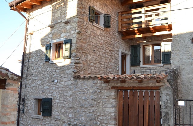 cottage in the countryside in a quiet village for a relaxing holiday