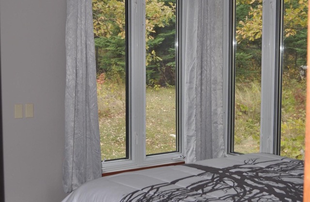 Cottage on exclusive Rheault Bay on Lake of the Woods, minutes from Kenora