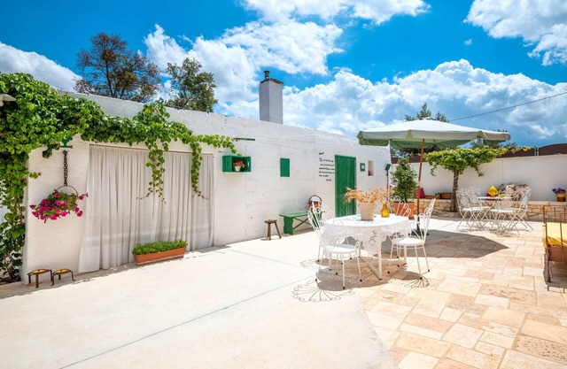 Cottage 'Trullaloro' with Wi-Fi