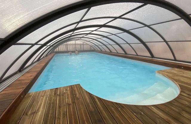 Cottage with heated pool - "Le Chalet" - 2 people