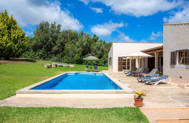 Country House 'Can Xerpeta' with Mountain View, Private Pool and Wi-Fi