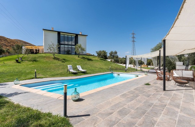 Country House 'Idem Casa Rural Baza' with Mountain View, Wi-Fi and Air Conditioning