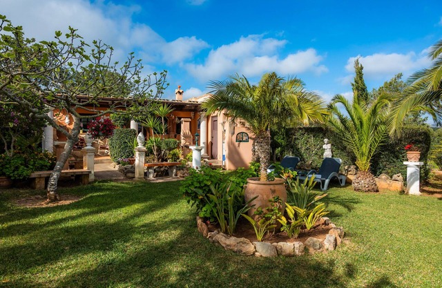 Country House 'Ladimora' with Sea View, Wi-Fi and Air Conditioning