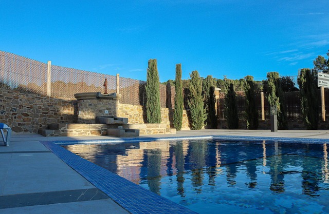 Country House 'Mas Manosa' with Mountain View, Wi-Fi and Air Conditioning