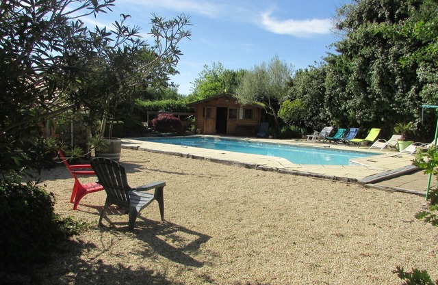 Country house with private pool, sleeps 10, calm and rest, Mache