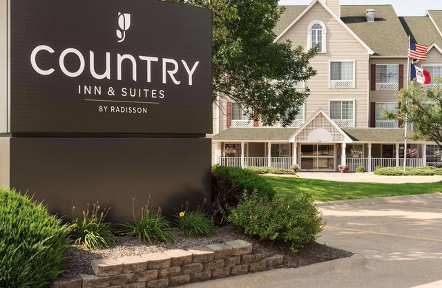 Country Inn & Suites by Radisson, Davenport - Quad Cities