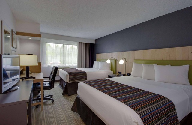 Country Inn & Suites by Radisson, Frederick, MD
