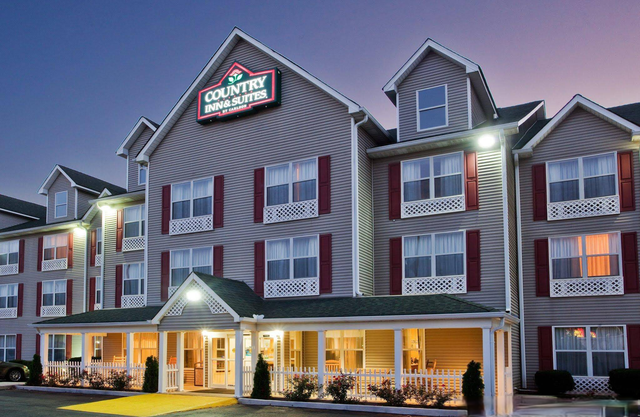 Country Inn & Suites by Radisson, Hiram, GA