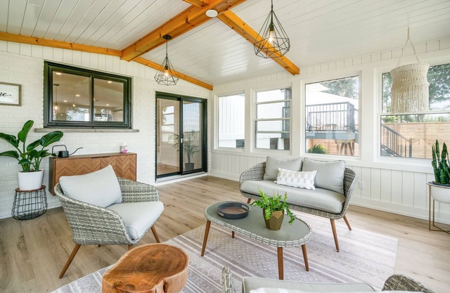 Country living in the heart of Niagara on the lake
