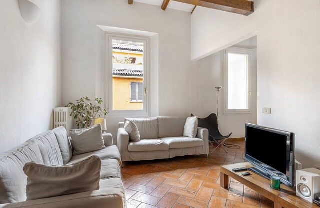 Country Style House in Bologna by Wonderful Italy