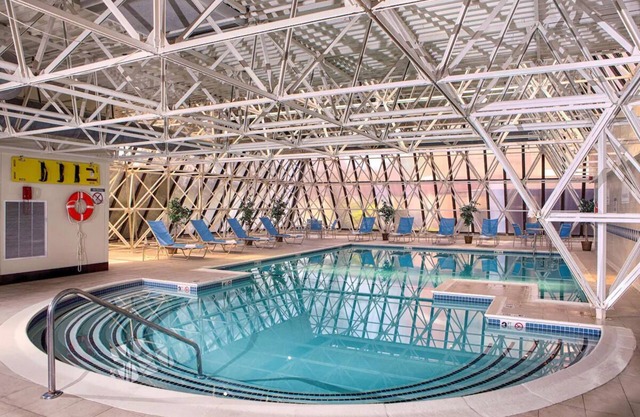 Couple Stay Right Next to I-95 w/Complimentary Breakfast | Indoor Pool
