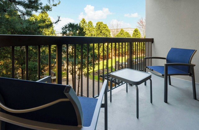 Courtyard by Marriott Chicago Midway Airport