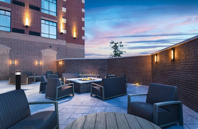 Courtyard By Marriott Dallas Frisco