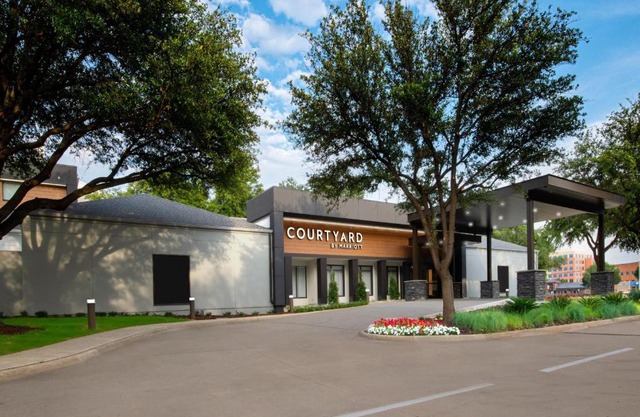 Courtyard by Marriott Dallas Plano Parkway at Preston Road