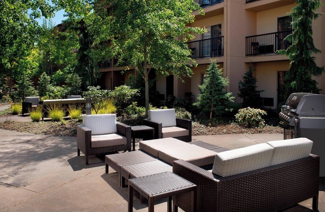 Courtyard By Marriott Portland Hillsboro