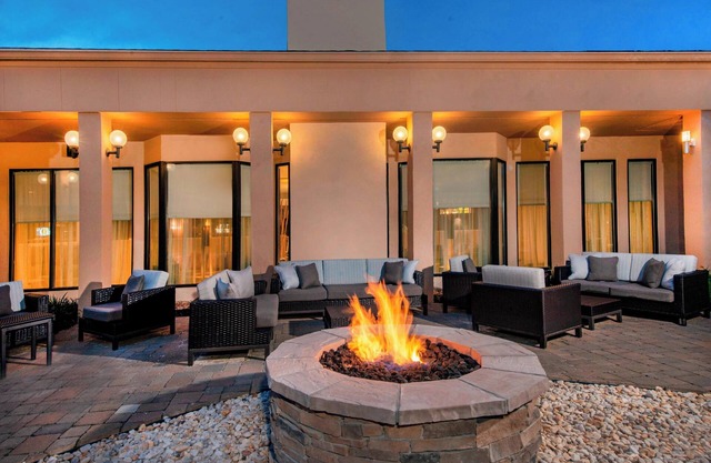 Courtyard by Marriott Rockville